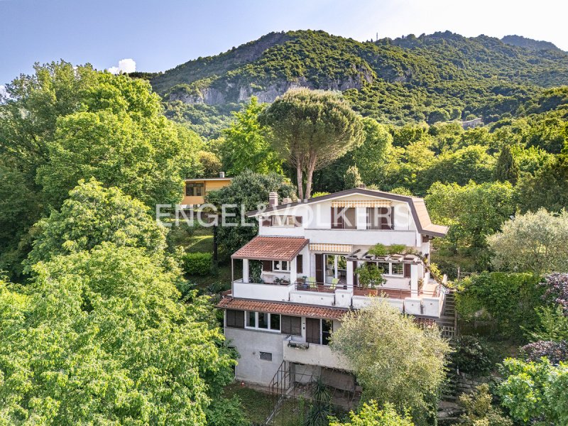 Vrijstaande woning in Galbiate