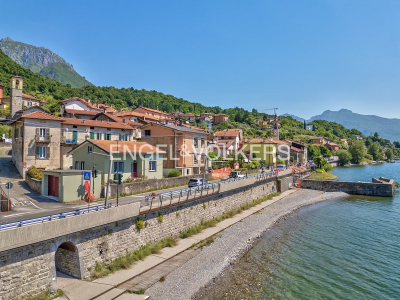 Hus i Mandello del Lario