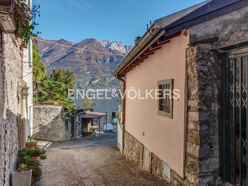 Casa a Oliveto Lario