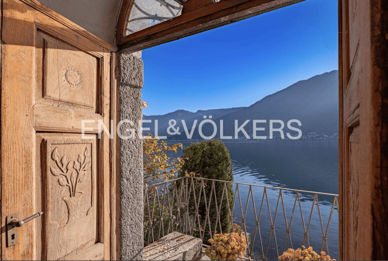 Detached house in Colonno