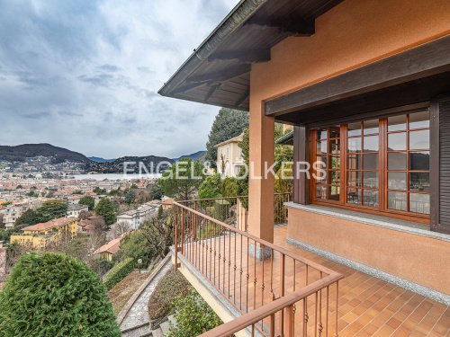 Maison individuelle à Côme