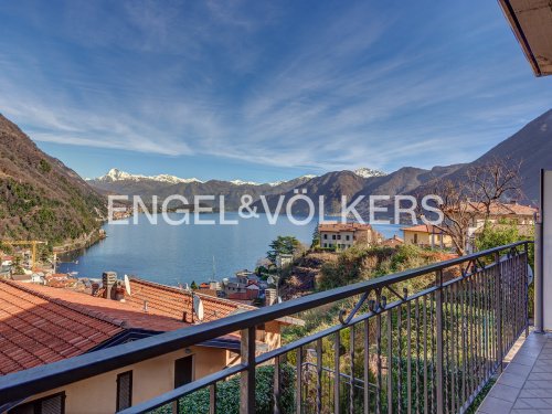 Apartment in Argegno