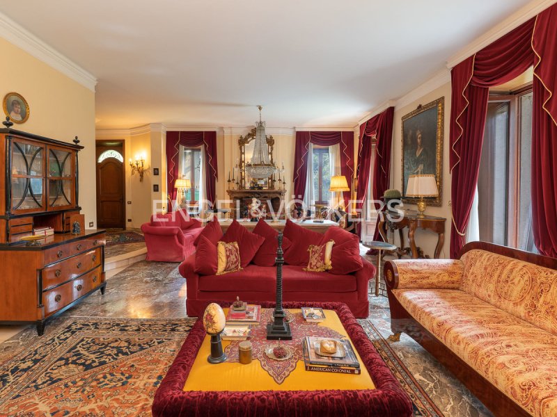 Villa a Olgiate Molgora