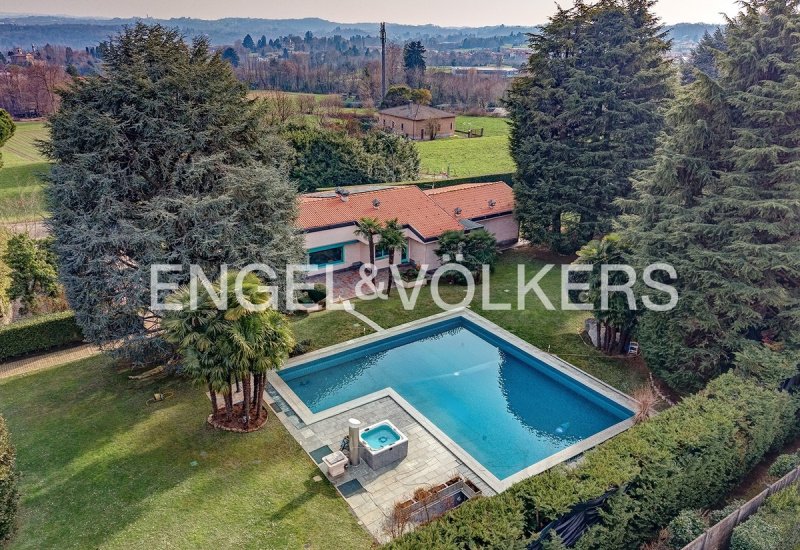 Villa en Erba