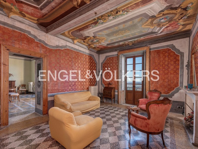 Villa in Castelmarte