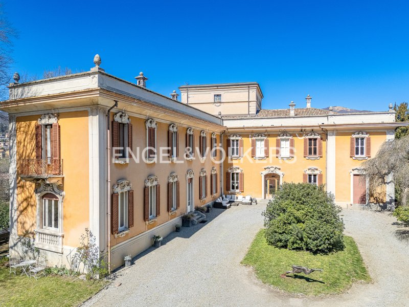 Villa à Albavilla
