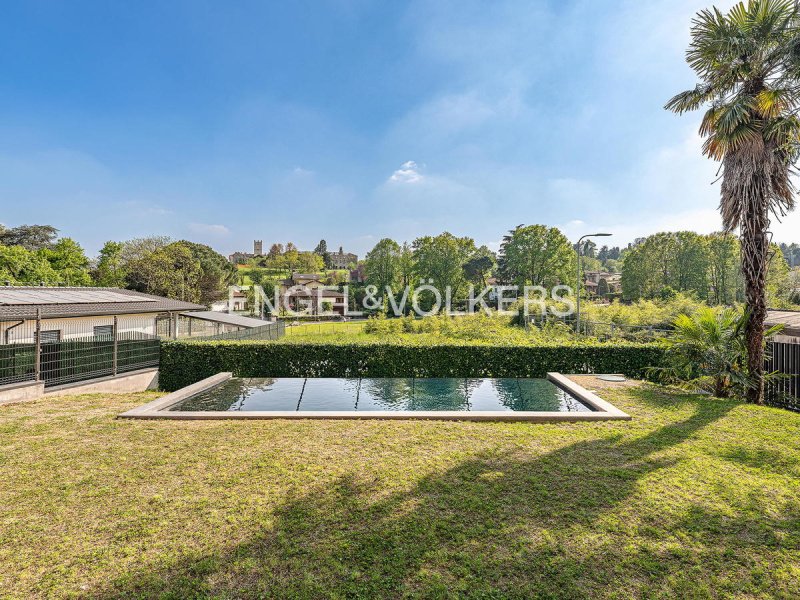 Villa à Inverigo