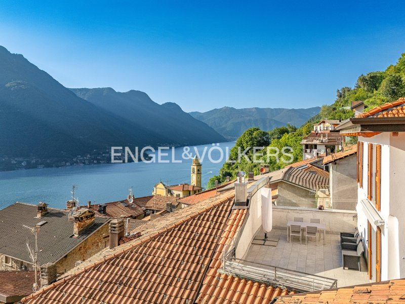 Apartment in Pognana Lario