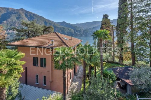 Villa à Carate Urio