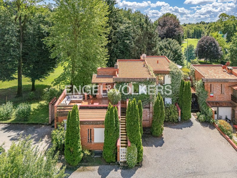 Terraced house in Carimate
