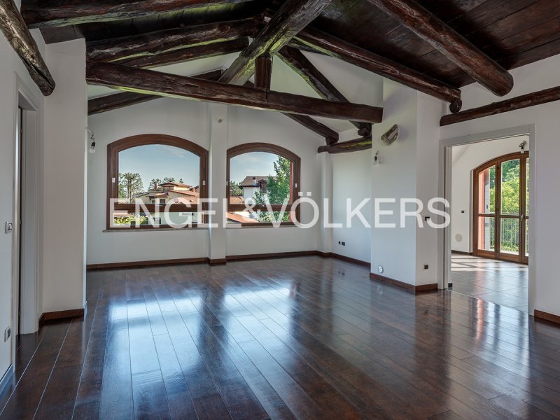 Penthouse in Erba