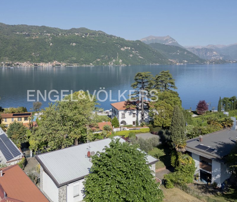 Villa en Mandello del Lario