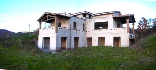 Villa a Trevignano Romano