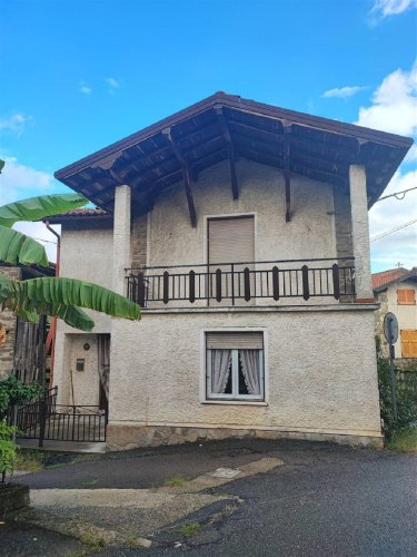 Detached house in Grondona