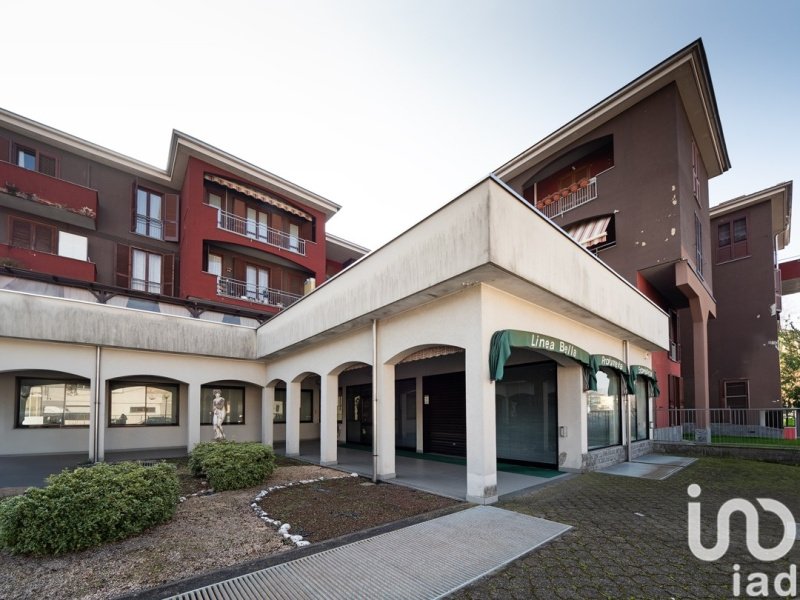 Коммерческая недвижимость в Ровелласка