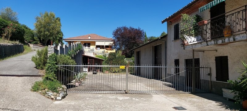 Особняк в Санто-Стефано-Бельбо