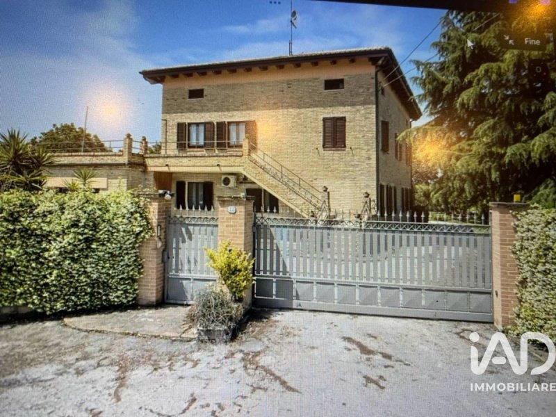 Parhus i Montecosaro