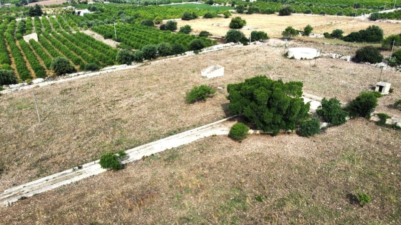 Terreno agrícola em Avola