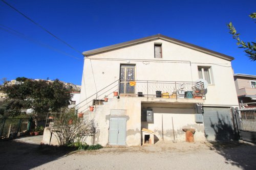Einfamilienhaus in Collecorvino