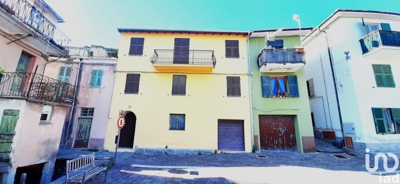 Apartamento em Arnasco