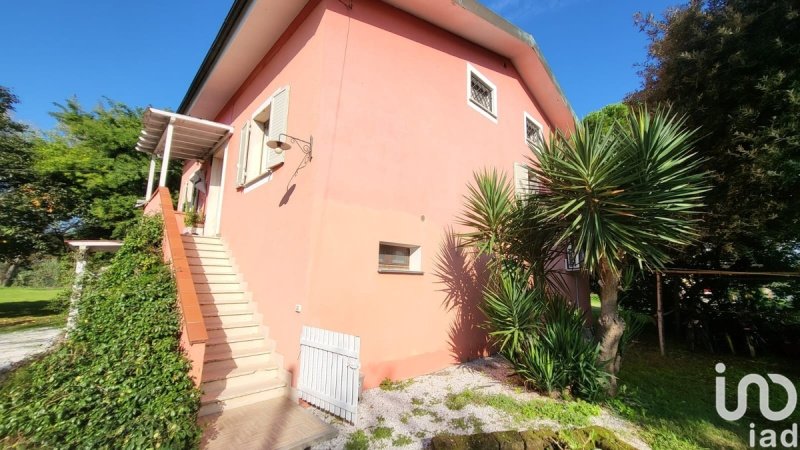 Villa in San Giuliano Terme