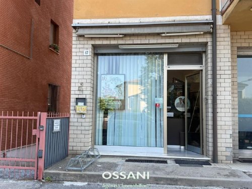Inmueble comercial en Faenza