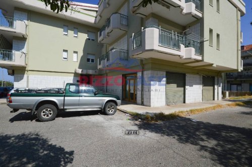 Commercial property in Corigliano-Rossano