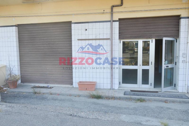 Commercial property in Cariati