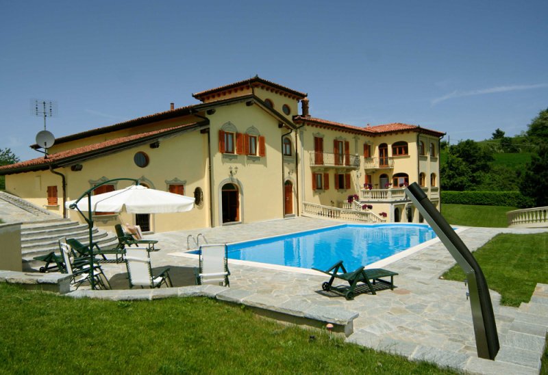 Villa i Murazzano