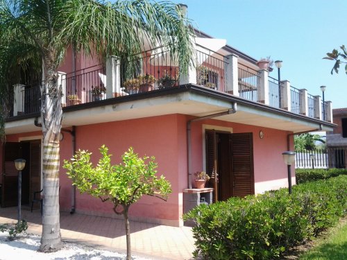 Self-contained apartment in Mascali