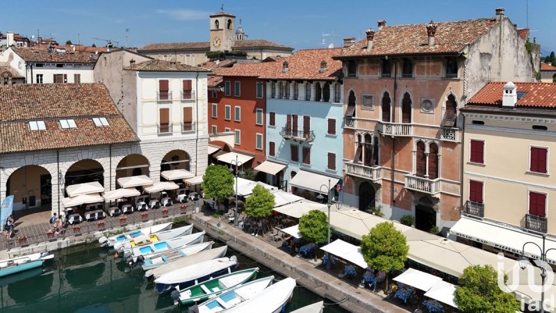 Lägenhet i Desenzano del Garda