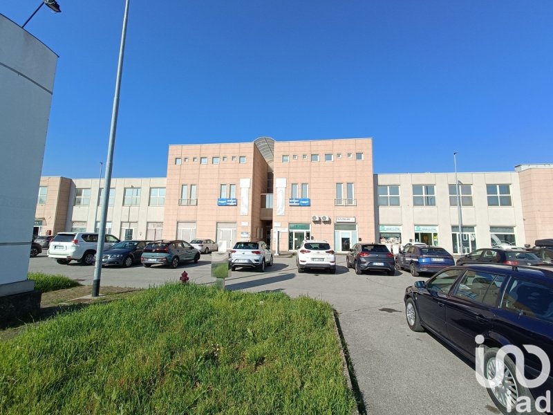 Kommersiell byggnad i Casalmaggiore