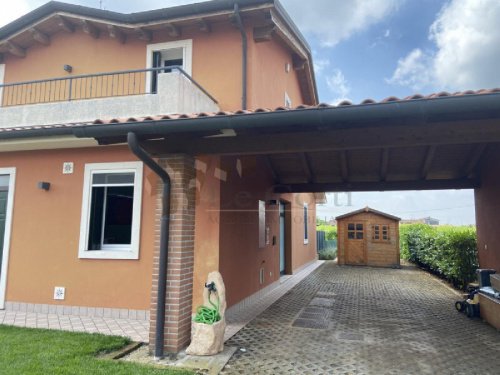 Terraced house in Sarego