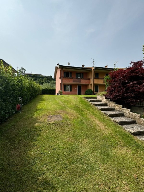 Terraced house in Costermano sul Garda