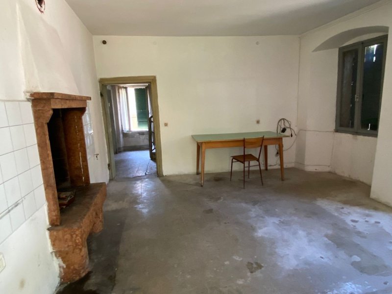 Casa geminada em Caprino Veronese