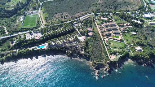 Строительный участок в Поллина