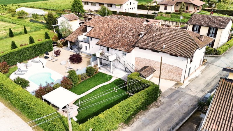 Semi-detached house in Isola d'Asti