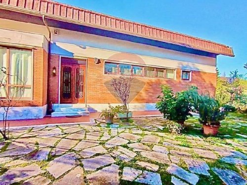 Casa indipendente a Massa