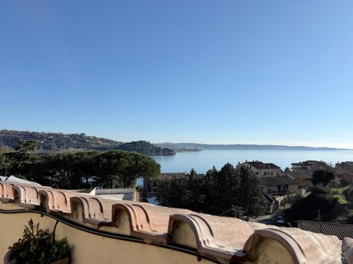 Appartamento a Trevignano Romano