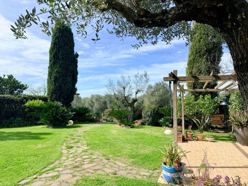 Casa geminada em Anguillara Sabazia