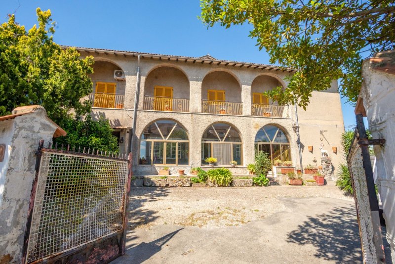 Onafhankelijk appartement in Bracciano