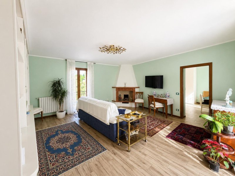 Apartamento independente em Bassano Romano