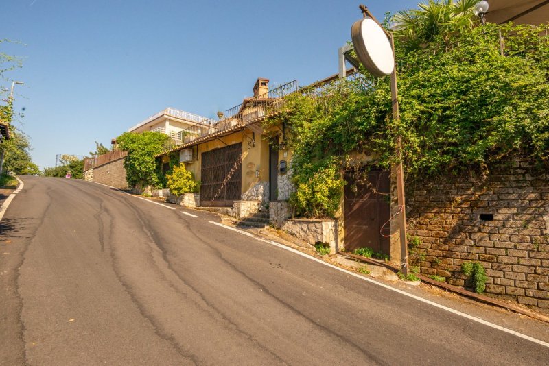 Villa en Anguillara Sabazia