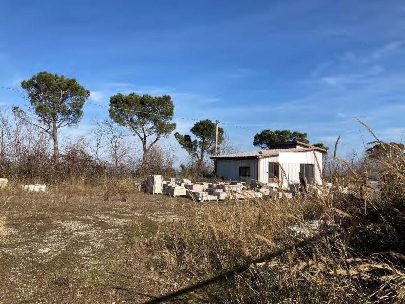 Terreno edificabile a Atri