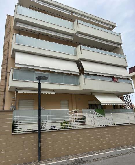 Квартира в Розето-дельи-Абруцци