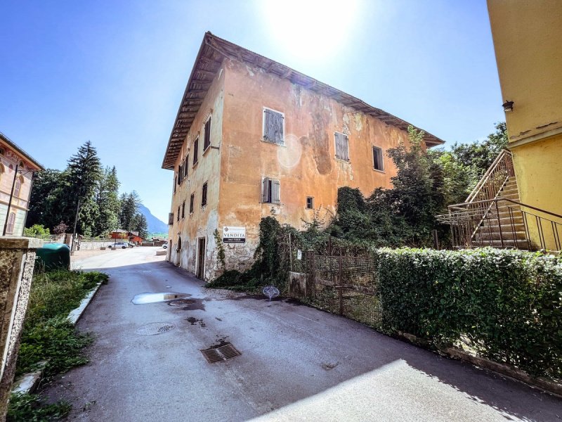 Villa i Comano Terme