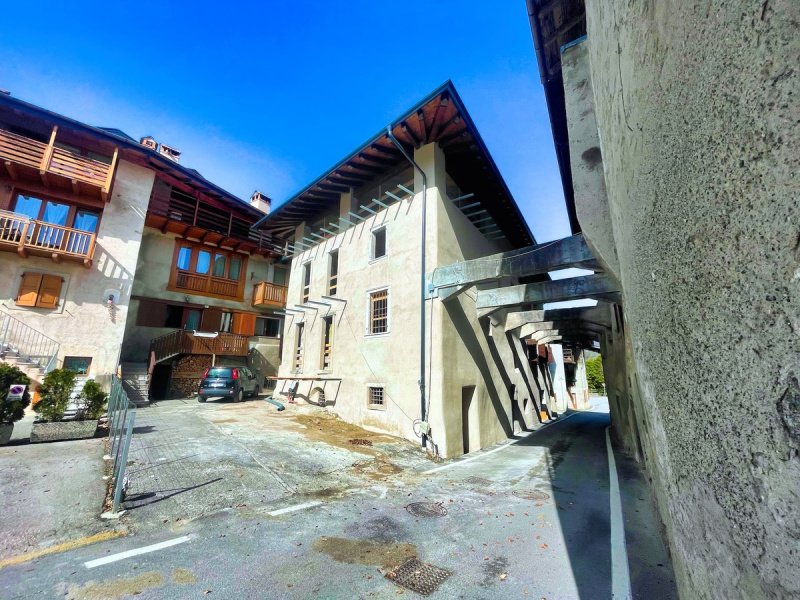 Apartamento em Comano Terme