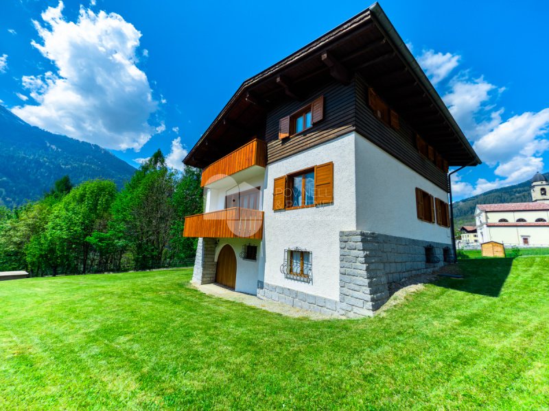 Villa à Massimeno