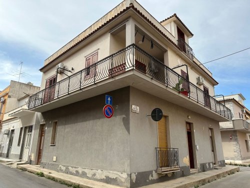 Casa independente em Avola
