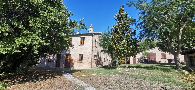 Сельский дом в Terre Roveresche